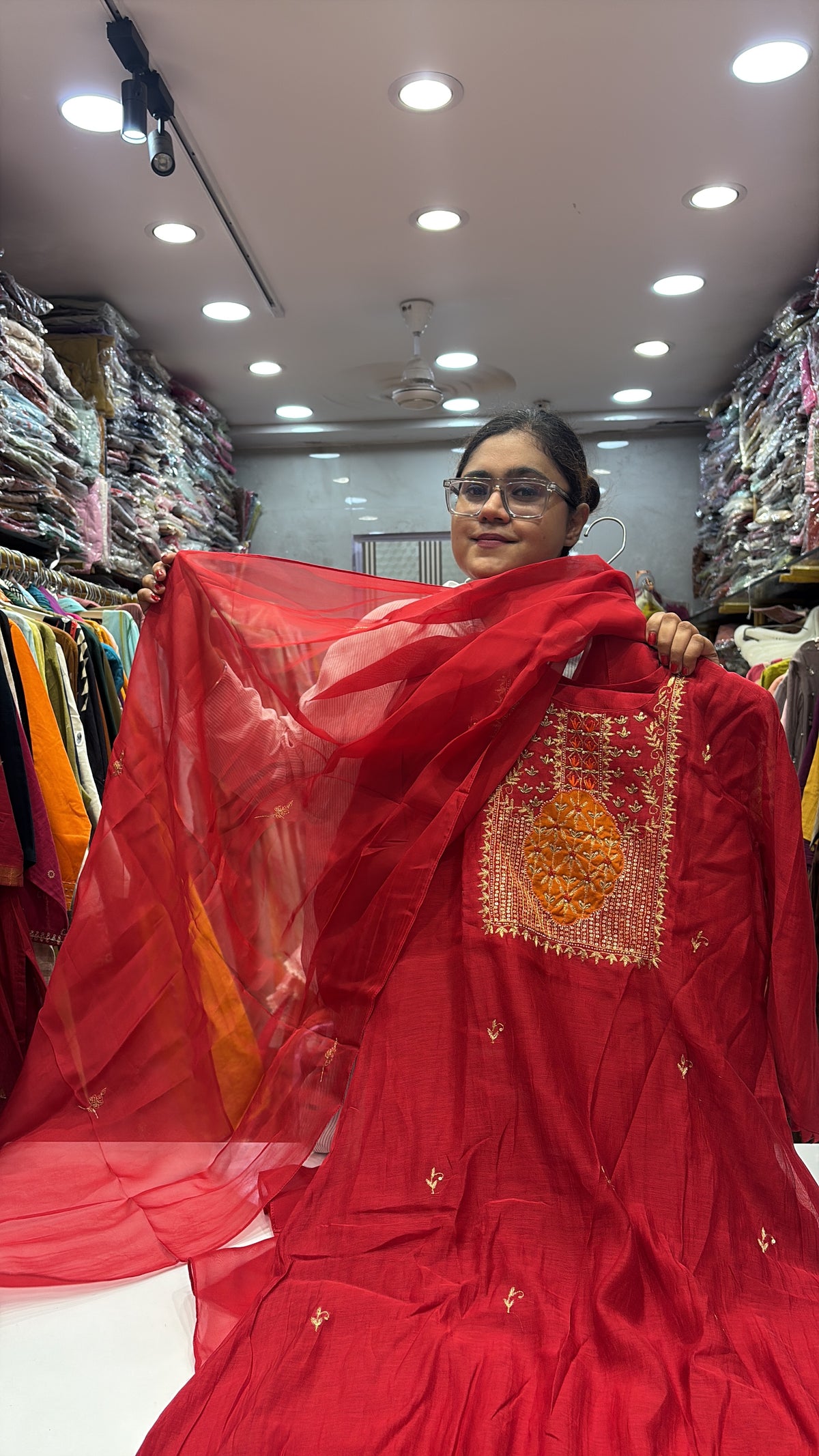 Red, With a Hint of Saffron – Festive Hit