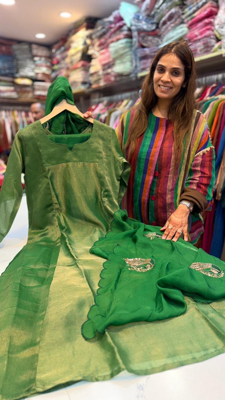 The Lurex Glow Affair – Mul Chanderi Suit Set