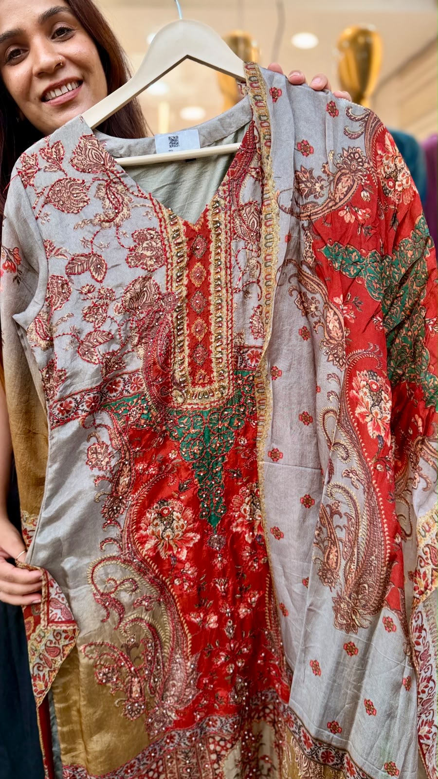 The Painted Heirloom – Upada Silk Suit Set