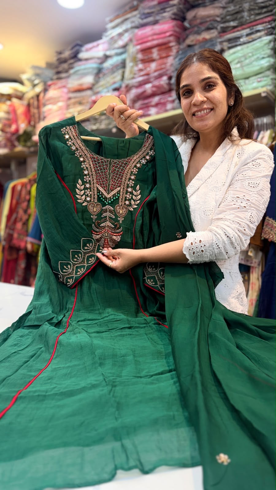 The Jewel Motif – Mul Chanderi Luxe