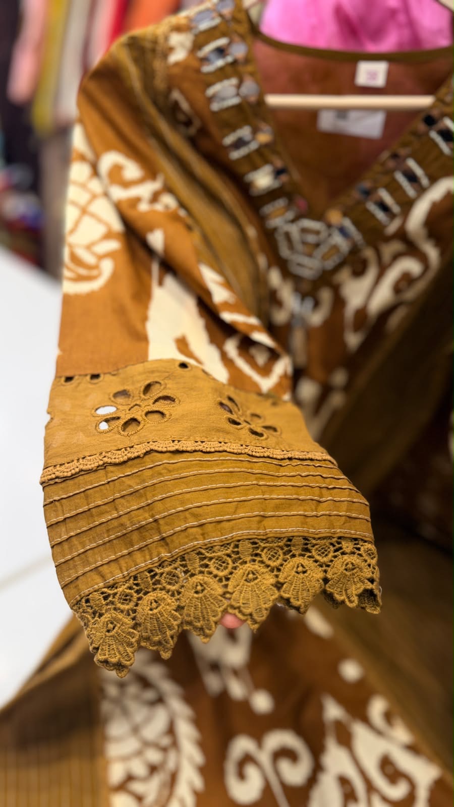 Mirrorloom Muse ~ The Karachi Touch