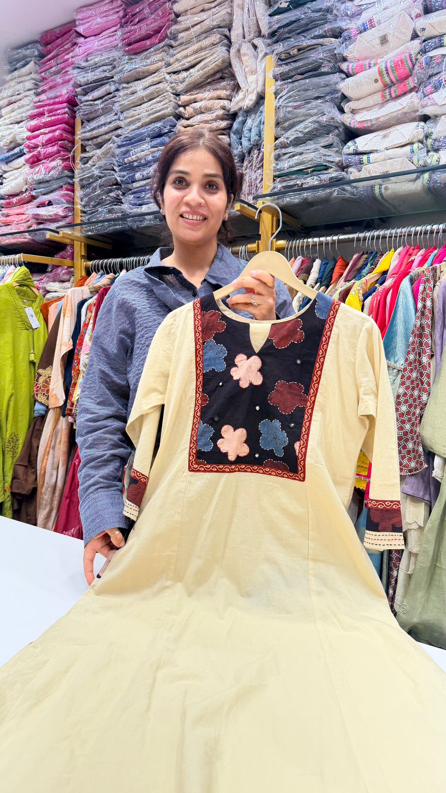 Beige Bloom Kurta Pant