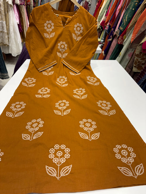 Petals in Ochre – Cotton Suit Set ⭐