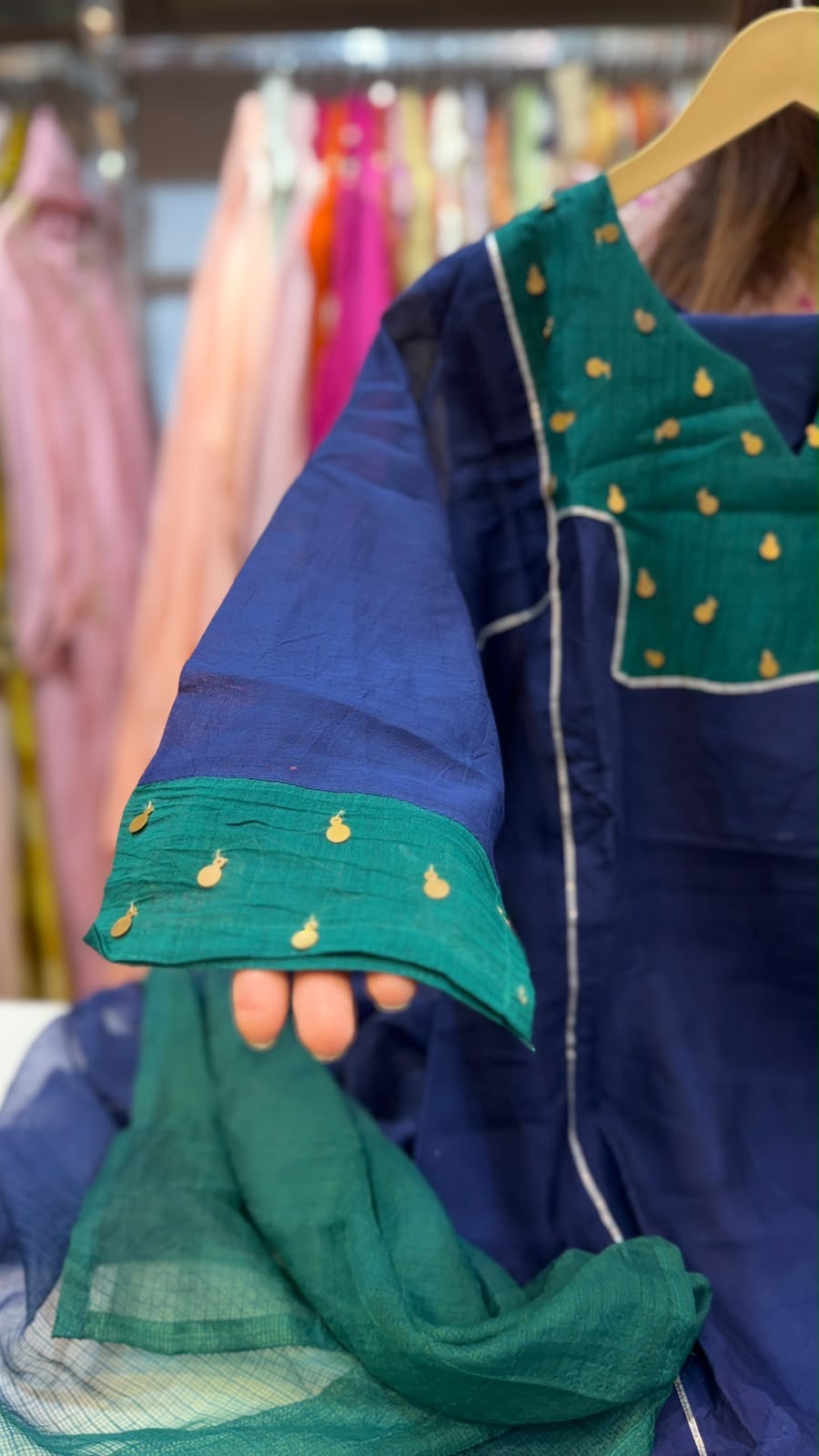 Auric Bloom Mul Chanderi Suit Set