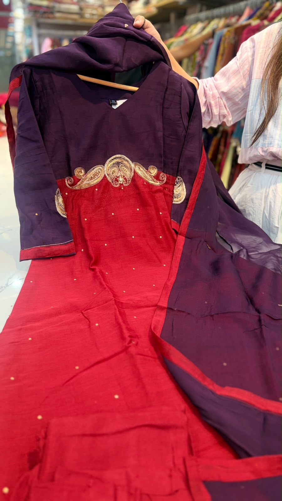 Where Colours Meet in Gold – Mul Chanderi Suit Set ✨