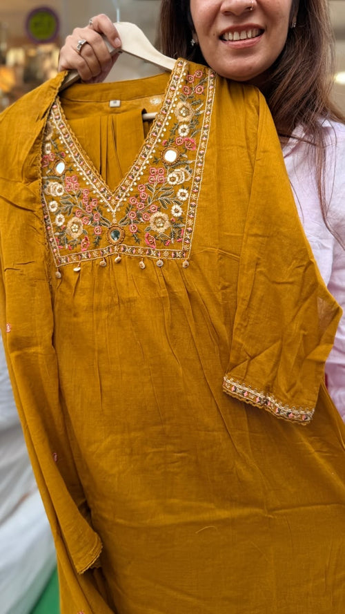 A Little Mirror, A Lot of Magic – Embroidered Suit Set ✨