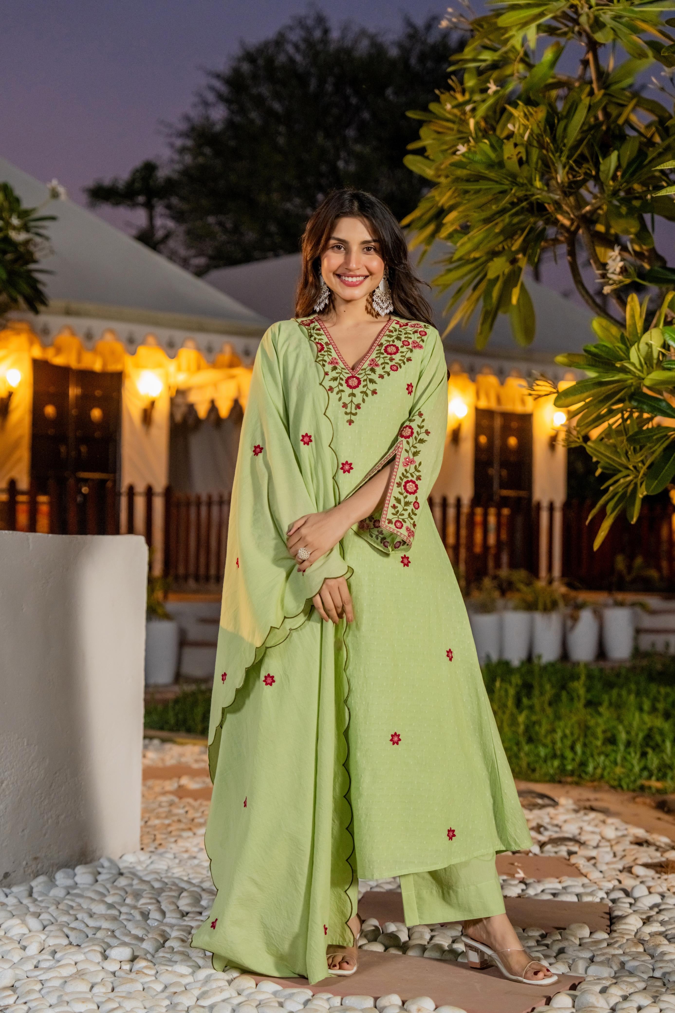 Petal Rhythm – Dobby Mul Cotton Edit