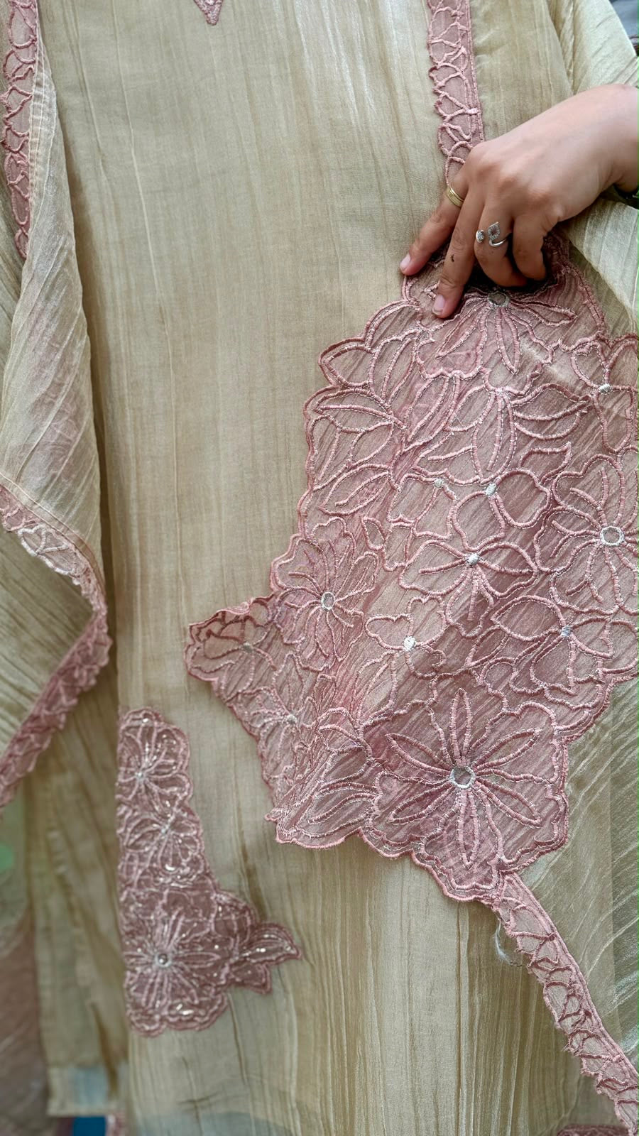 The Floral Frame – Glacier Glass Suit Set