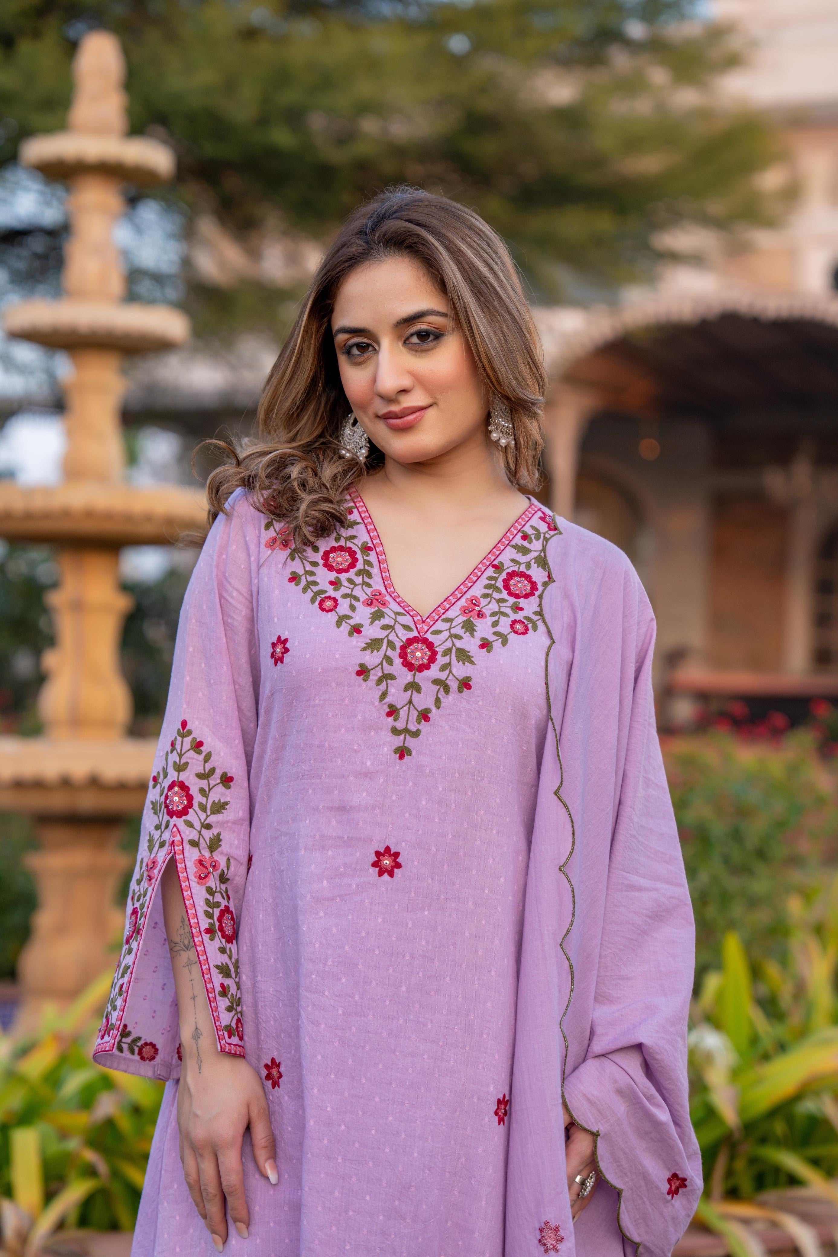 Petal Rhythm – Dobby Mul Cotton Edit