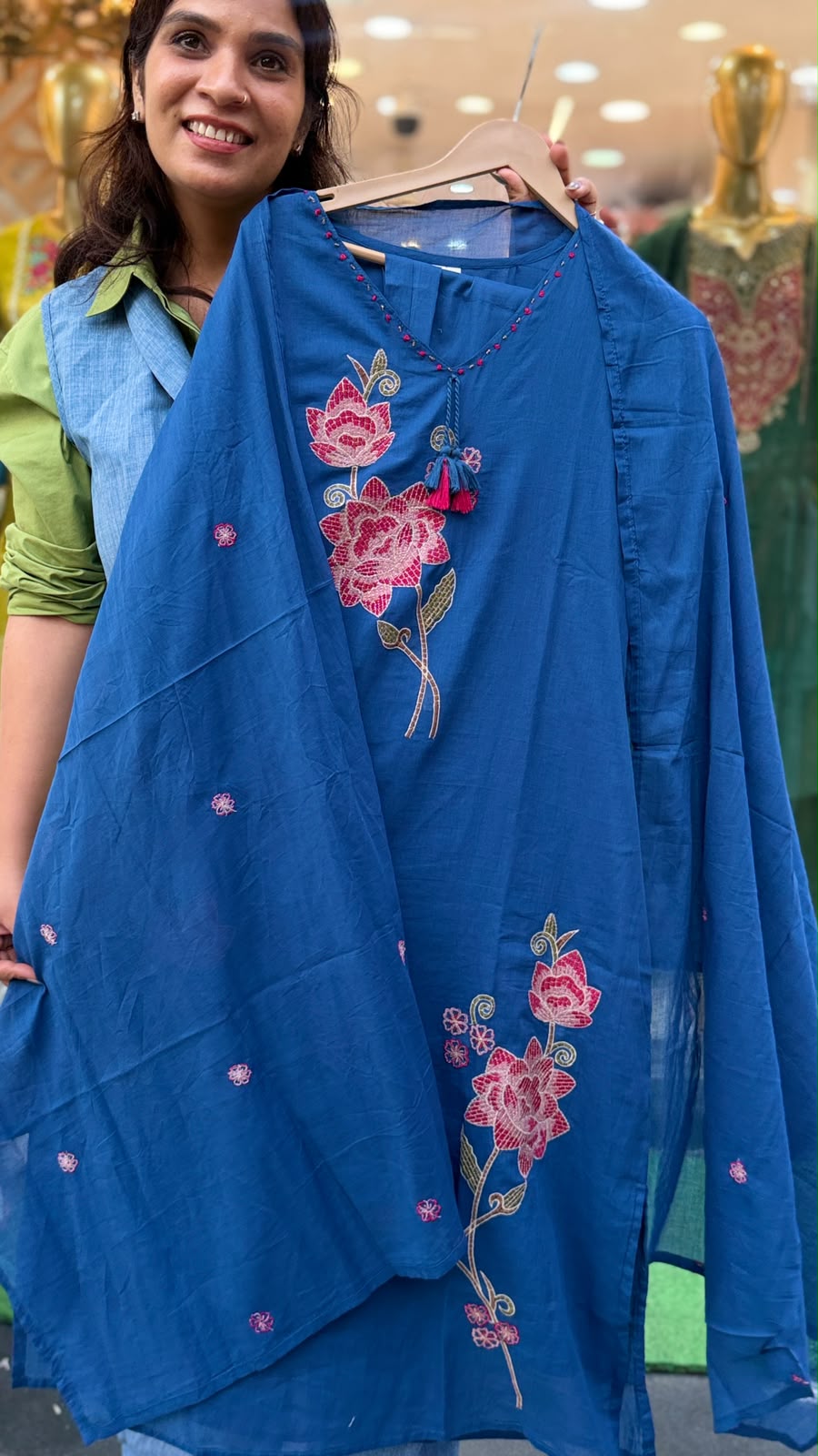 The Bloom Placement – Suit Set