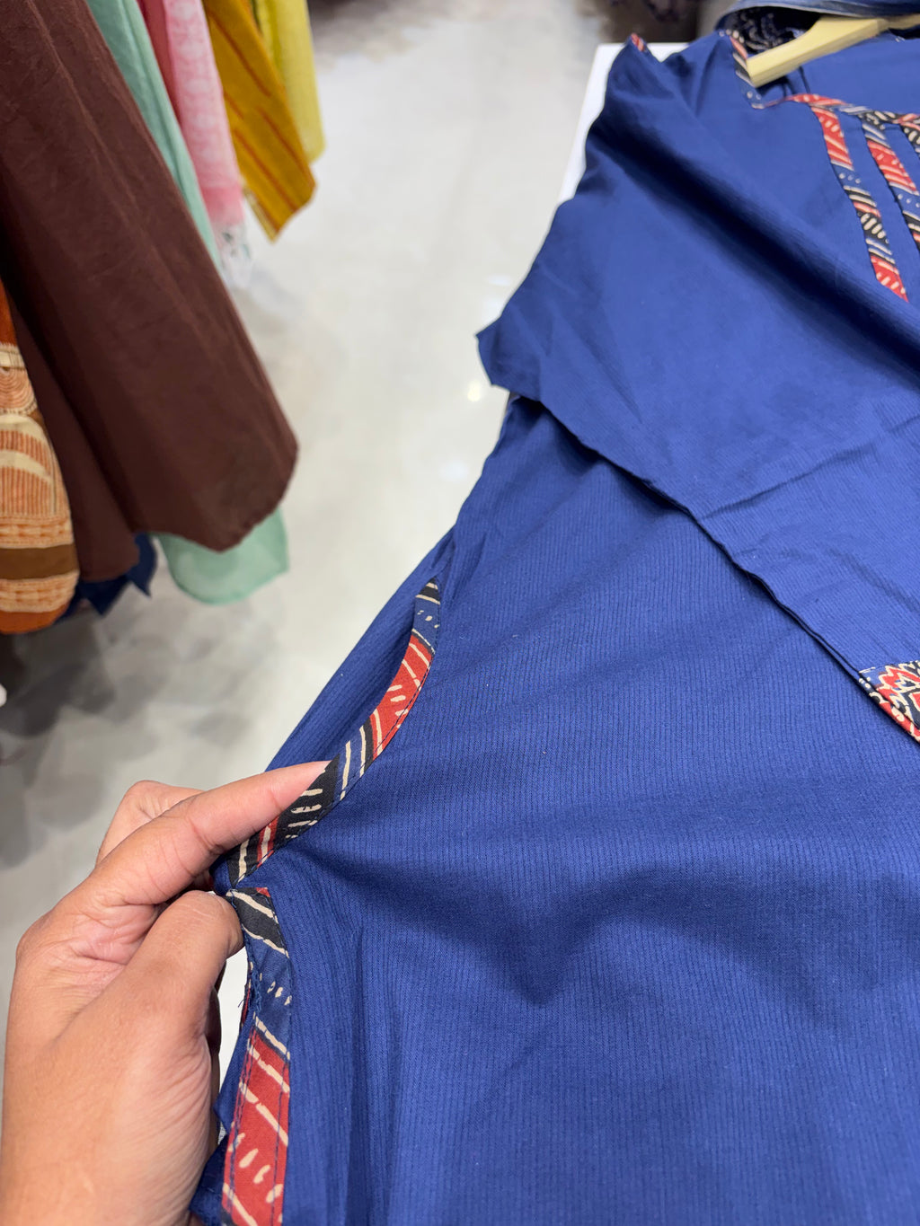 Indigo in Contrast – Printed Suit Set