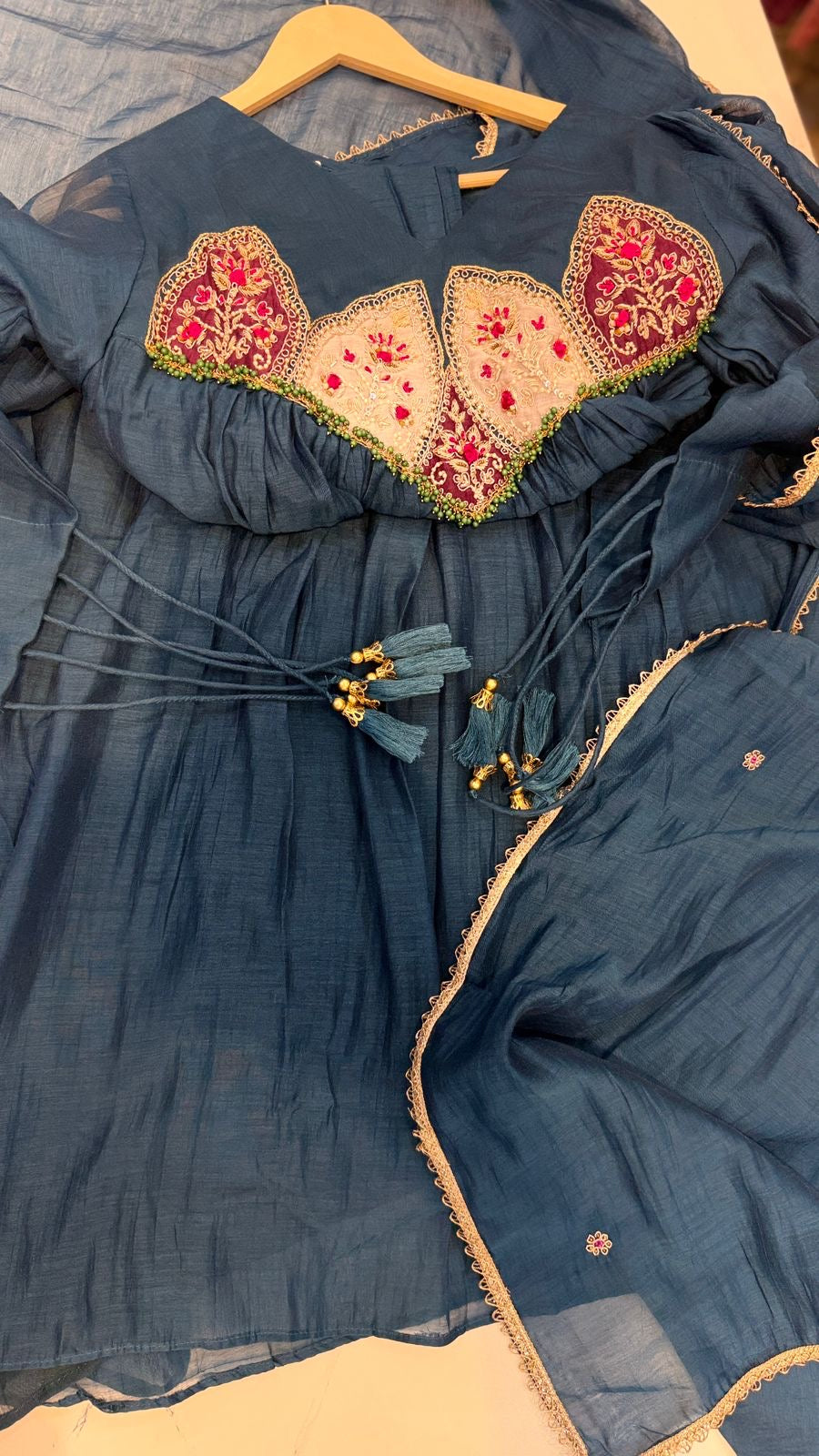 The Embroidered Arc – Mul Chanderi Suit Set