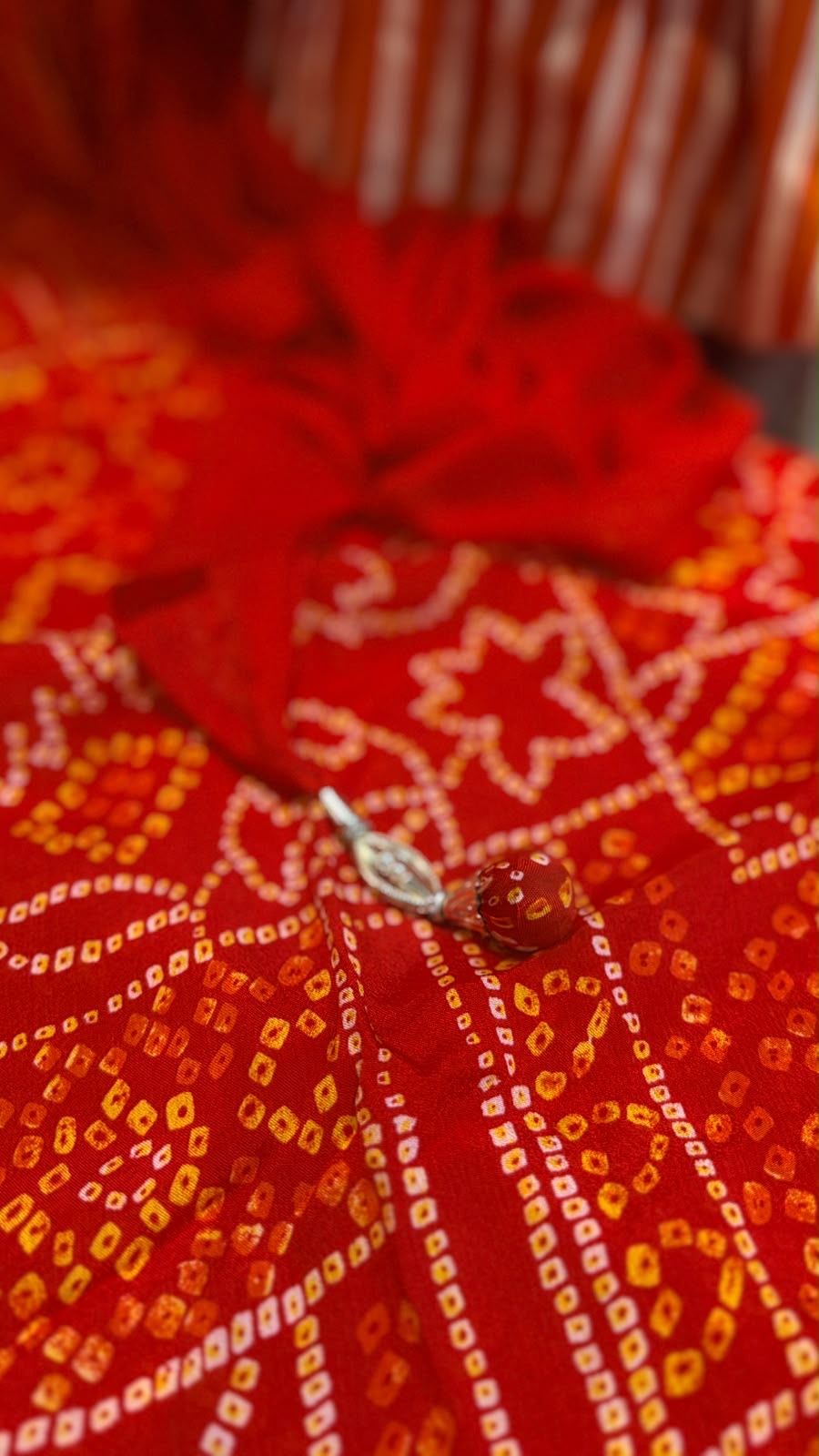 Bandhej in Full Bloom – Festive Divider Set
