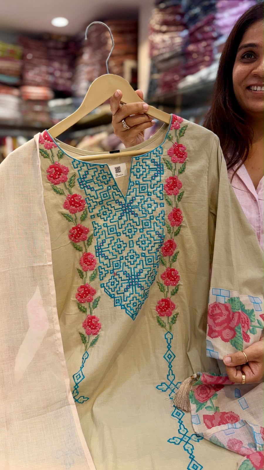Roses Found Their Geometry – Embroidered Suit Set