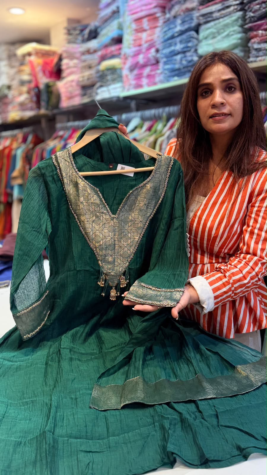 Three Moods, One Look – Mul Chanderi Ghungroo Special