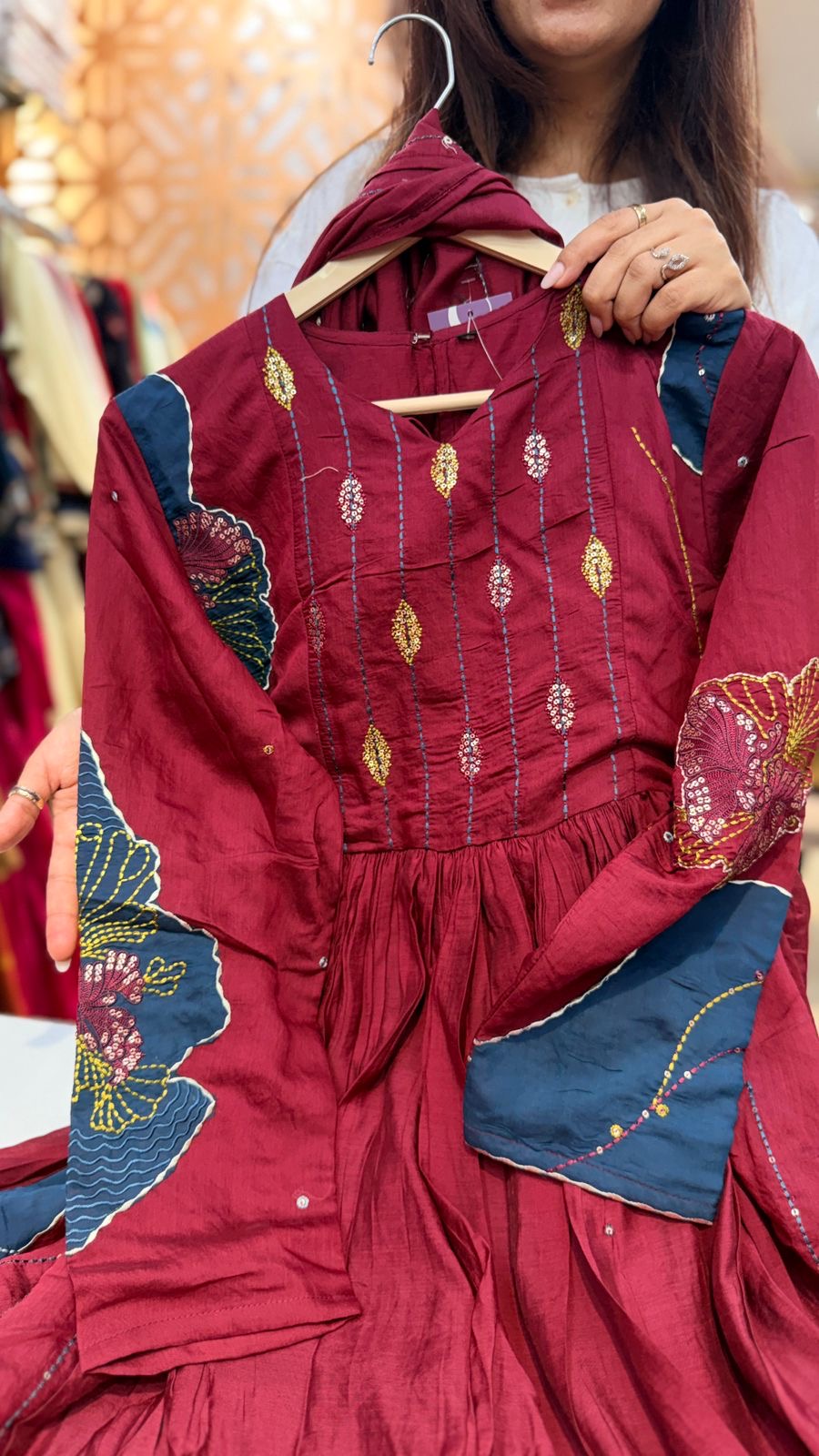 Noor-e-Raaz Wine Anarkali