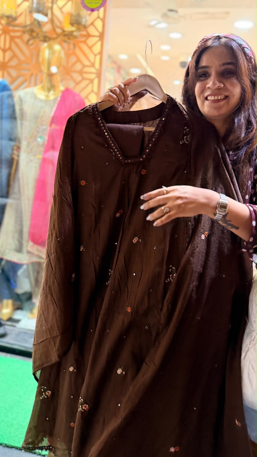 Small Blooms, Big Detail – Mul Cotton Suit Set