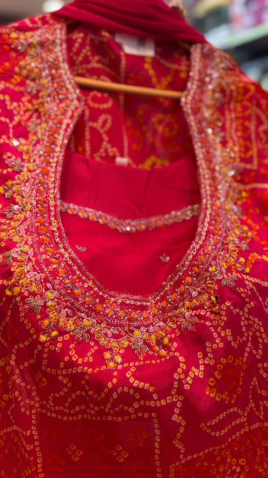 Bandhej in Full Bloom – Festive Divider Set
