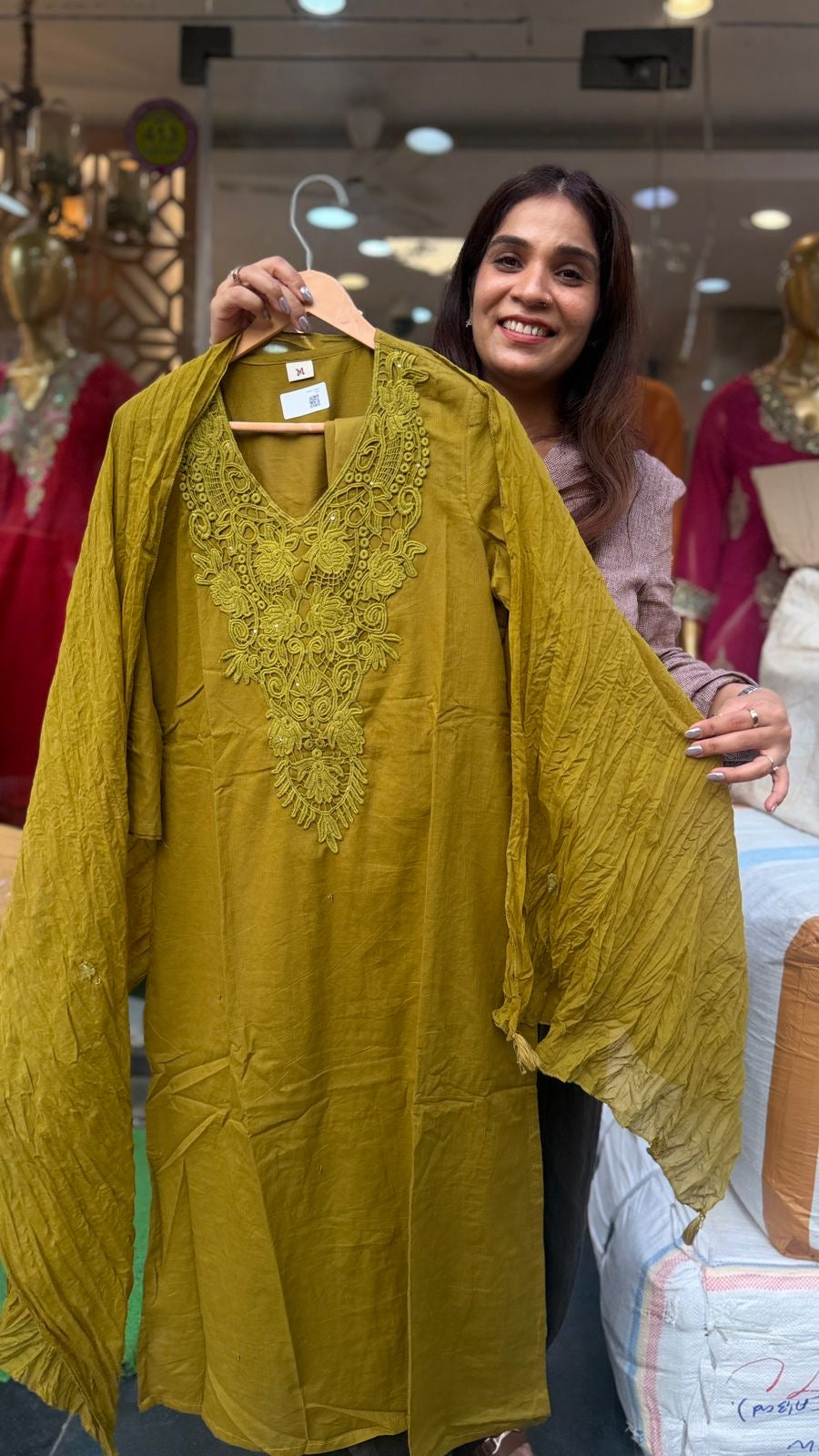 The Art of Enough Lace – Suit Set