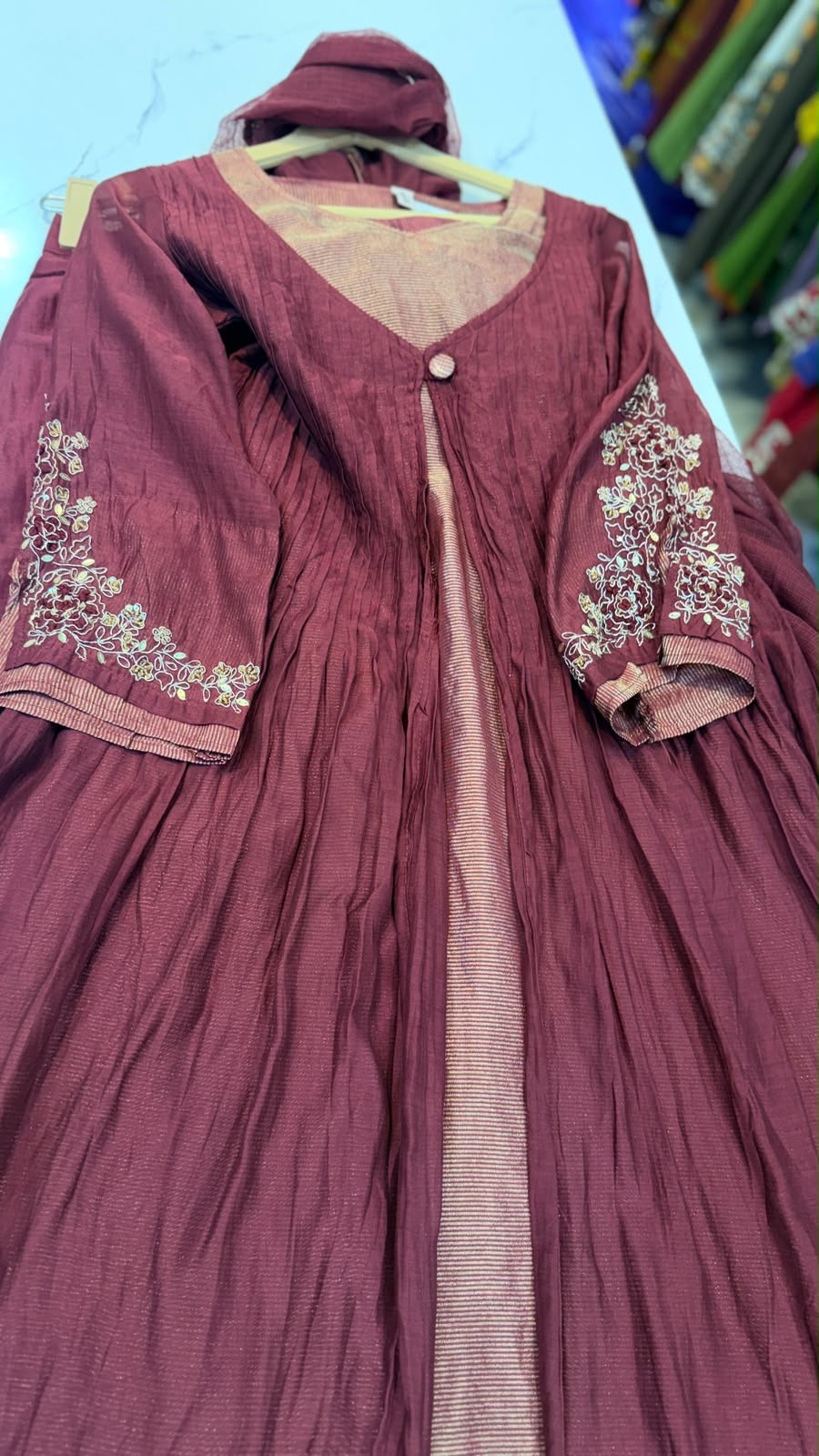 The Art of an Entrance – Mul Chanderi Suit Set ✨