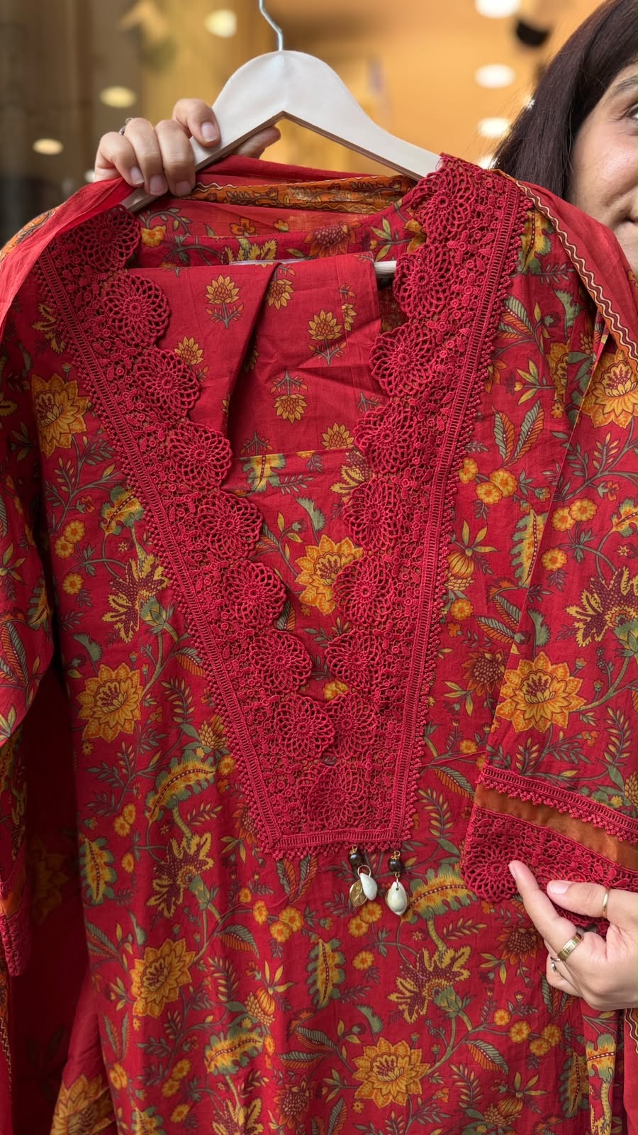 Bazaar  “de Lahore” -  The Karachi Atelier
