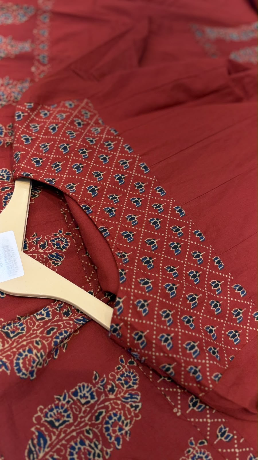 Gaargi Ember Anarkali Set