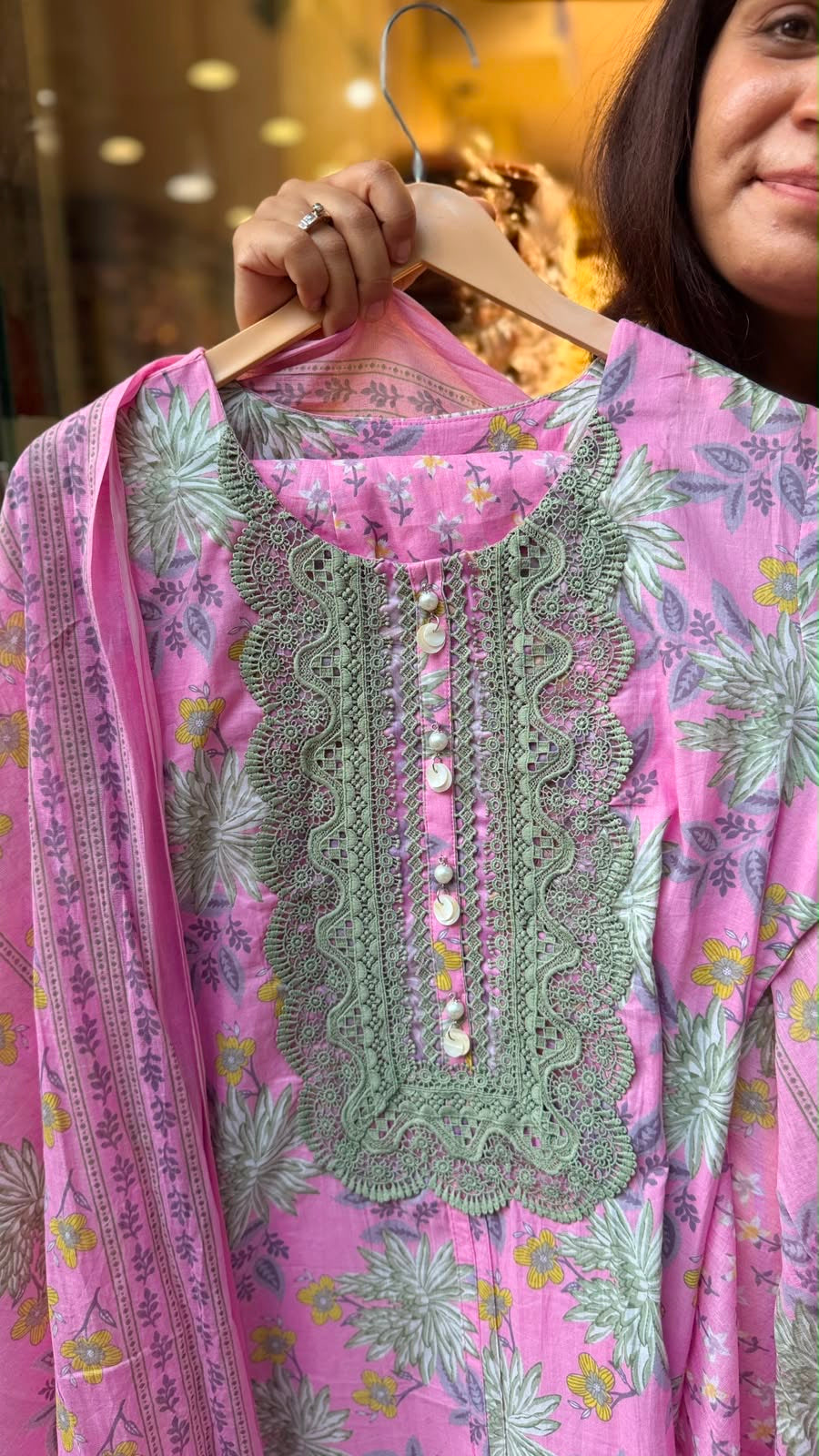Bazaar  “de Lahore” -  The Karachi Atelier