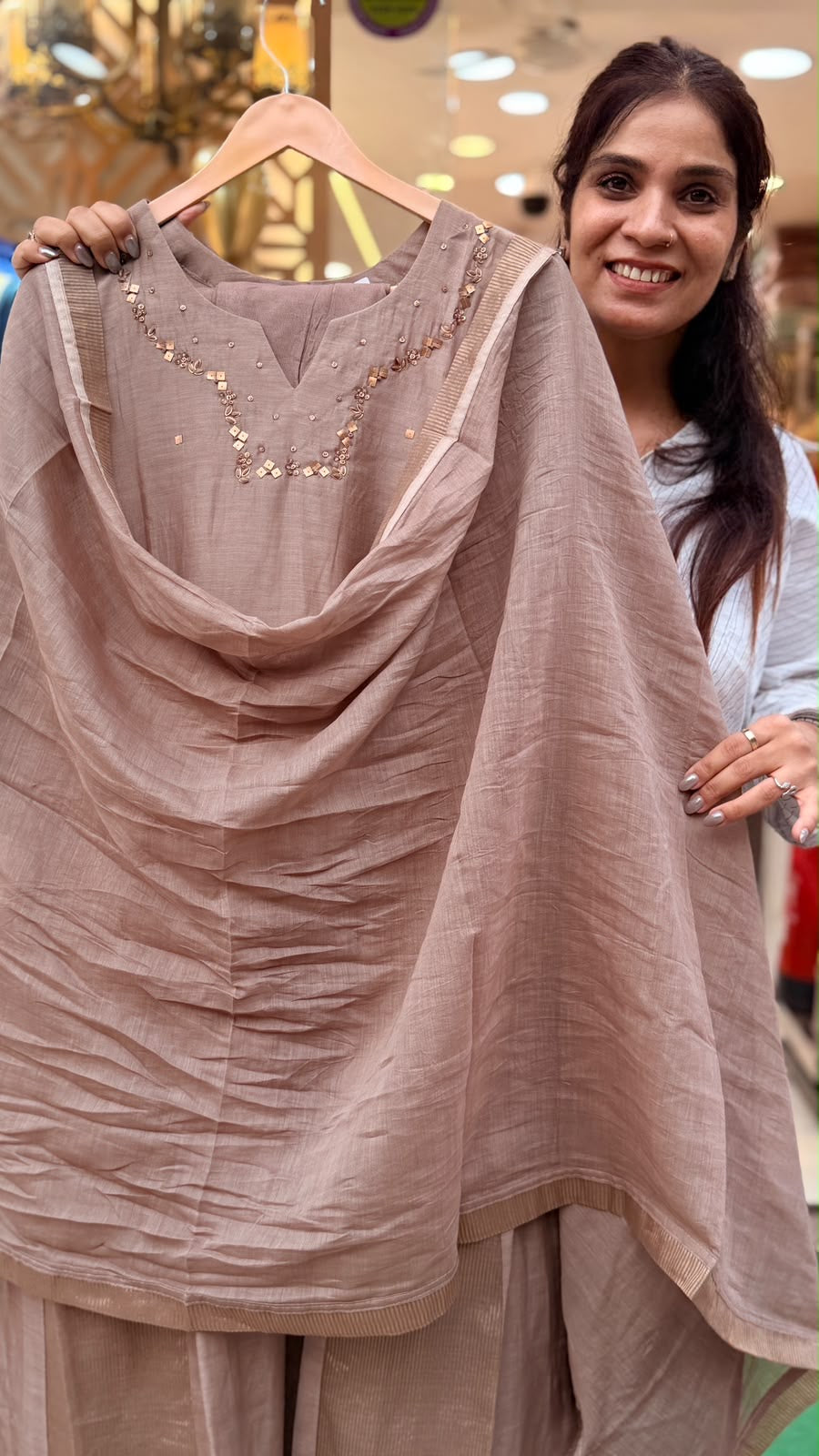 Not Your Usual Neutral – Mul Chanderi Suit Set ⭐