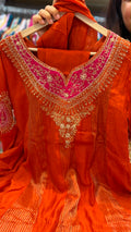 The Contrast Crown – Mul Chanderi Suit Set