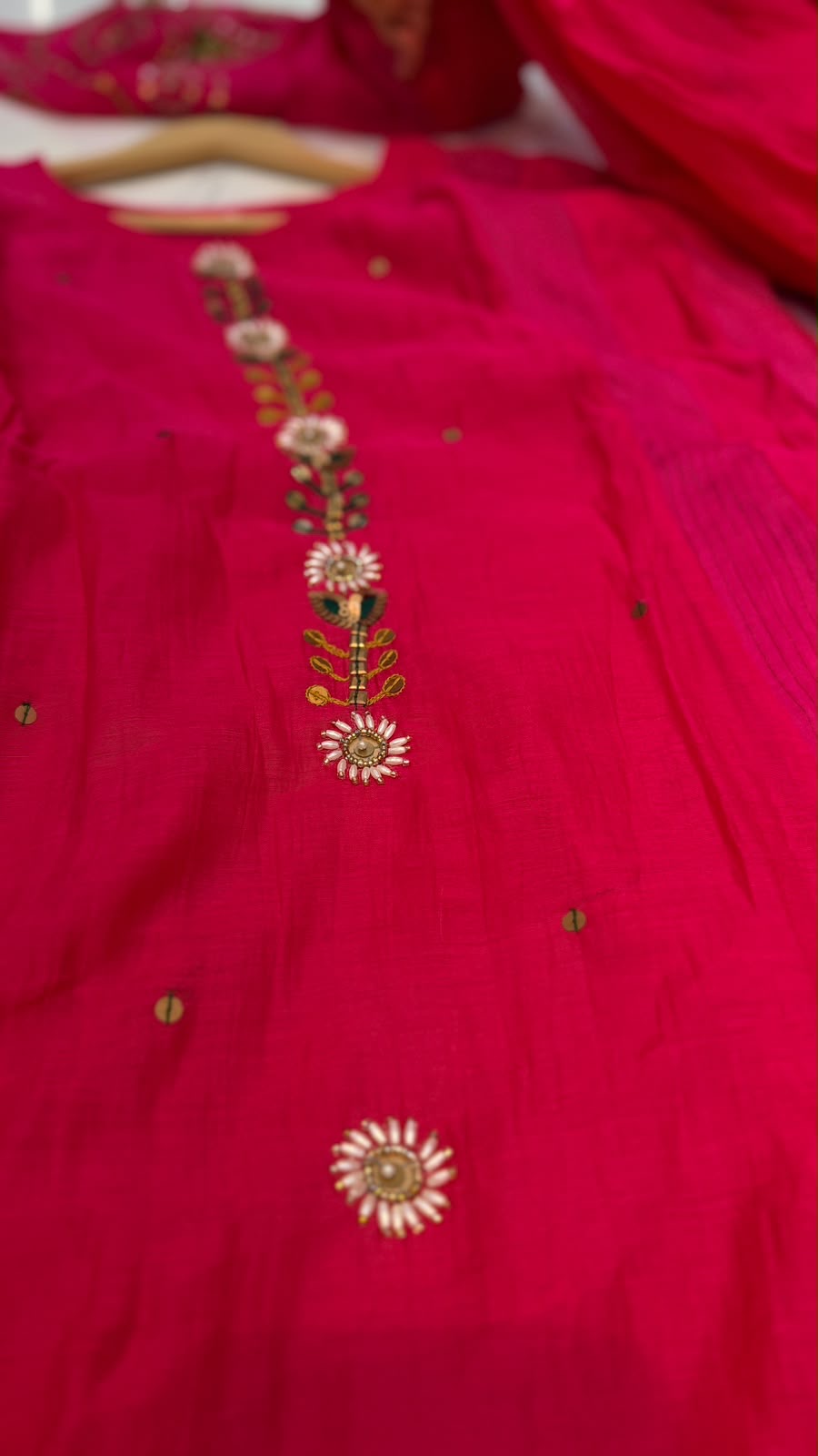 A Beautiful Distraction – Embroidered Mul Chanderi Suit Set