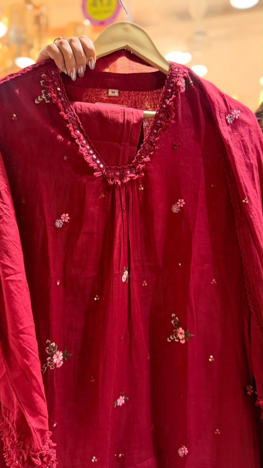 Small Blooms, Big Detail – Mul Cotton Suit Set