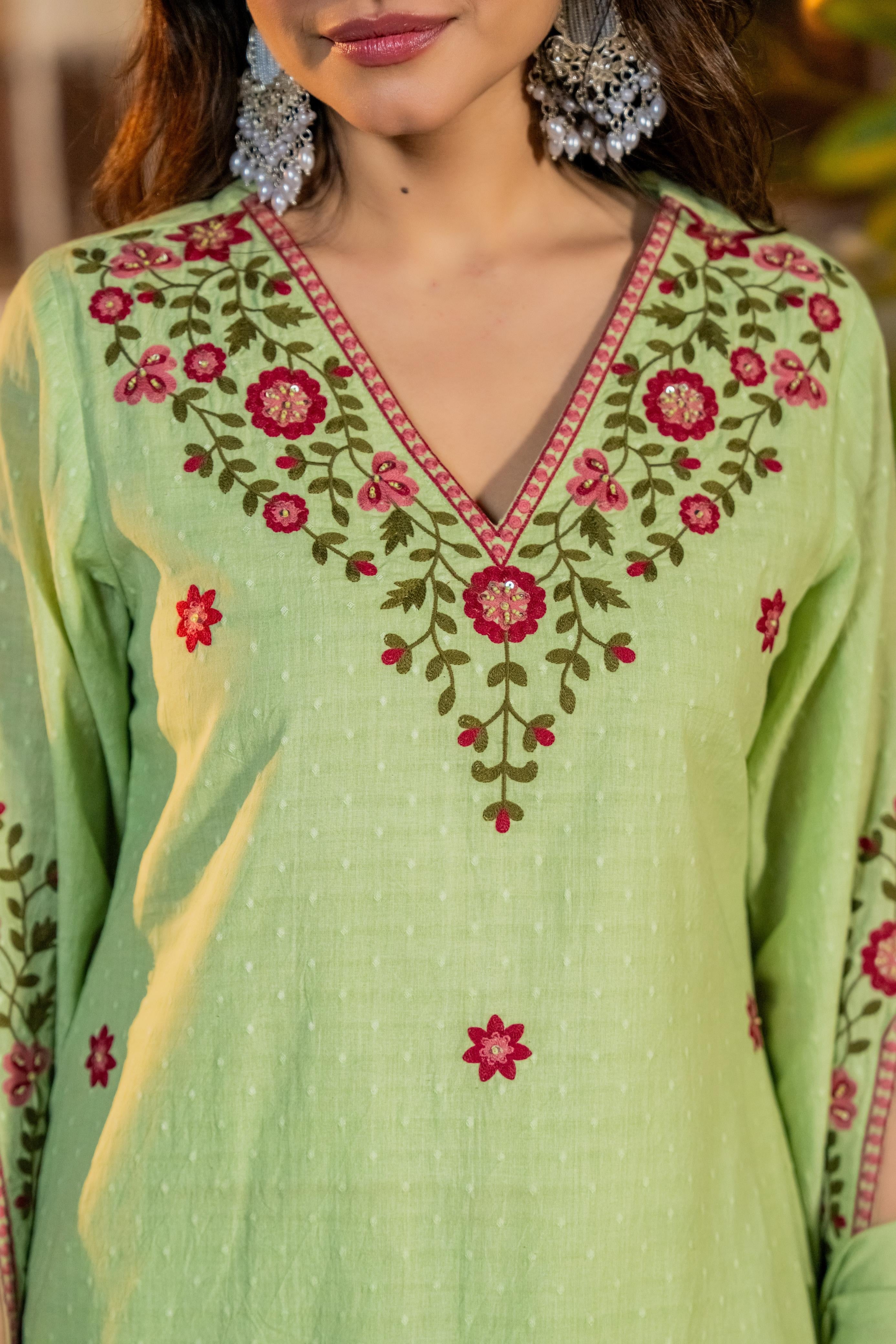 Petal Rhythm – Dobby Mul Cotton Edit