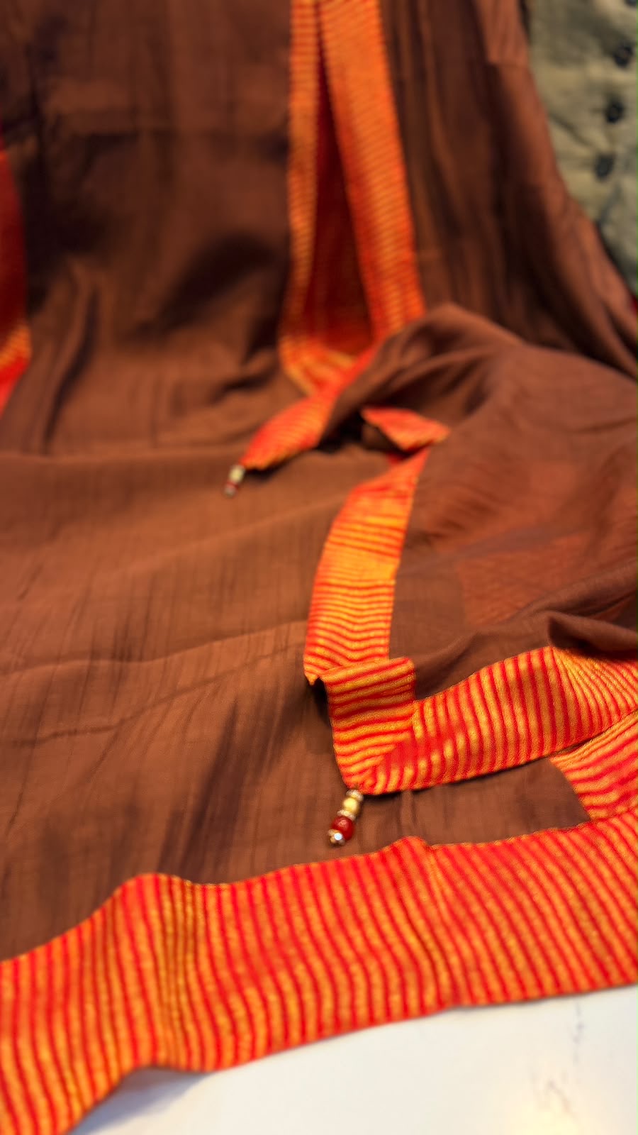 Contrast in Motion – Mul Chanderi Suit Set ⭐