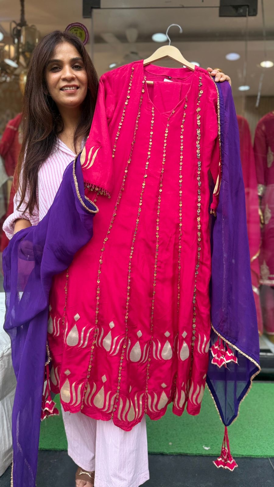 The Maharani Contrast – Luxury In Every Seam