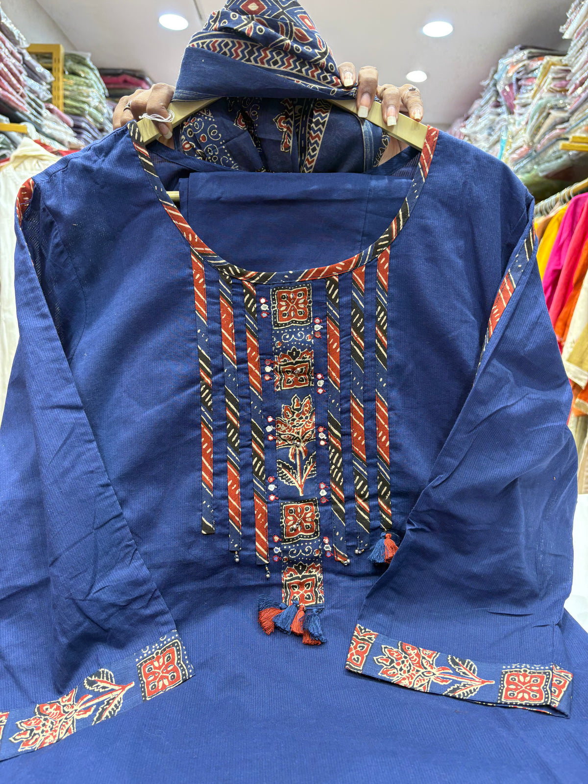 Indigo in Contrast – Printed Suit Set