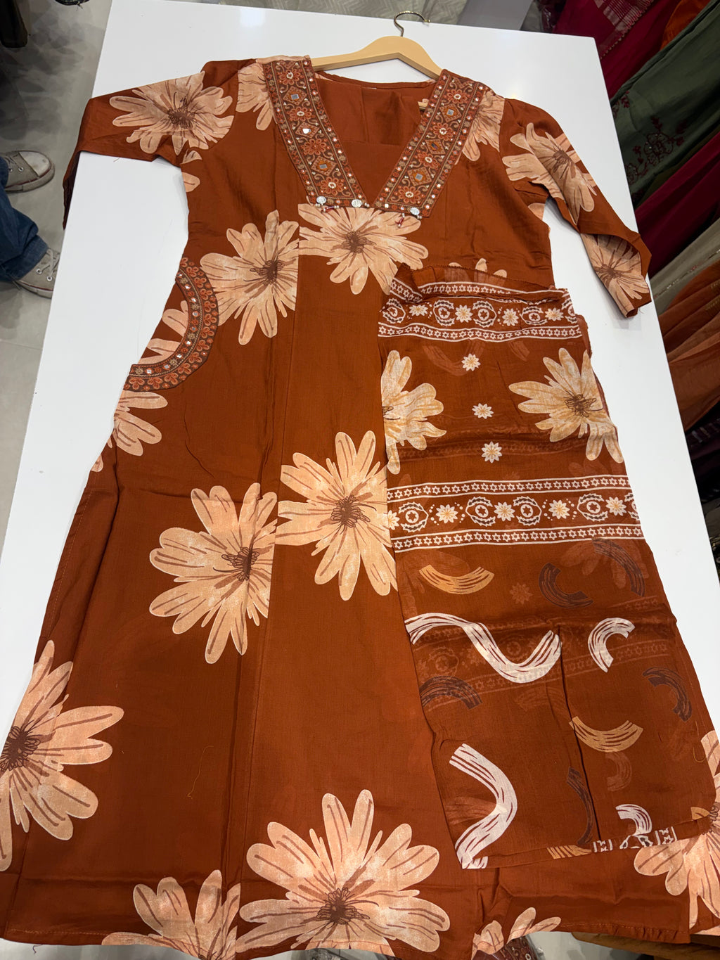 Florals in Full Swing – Printed Anarkali Suit Set ⭐