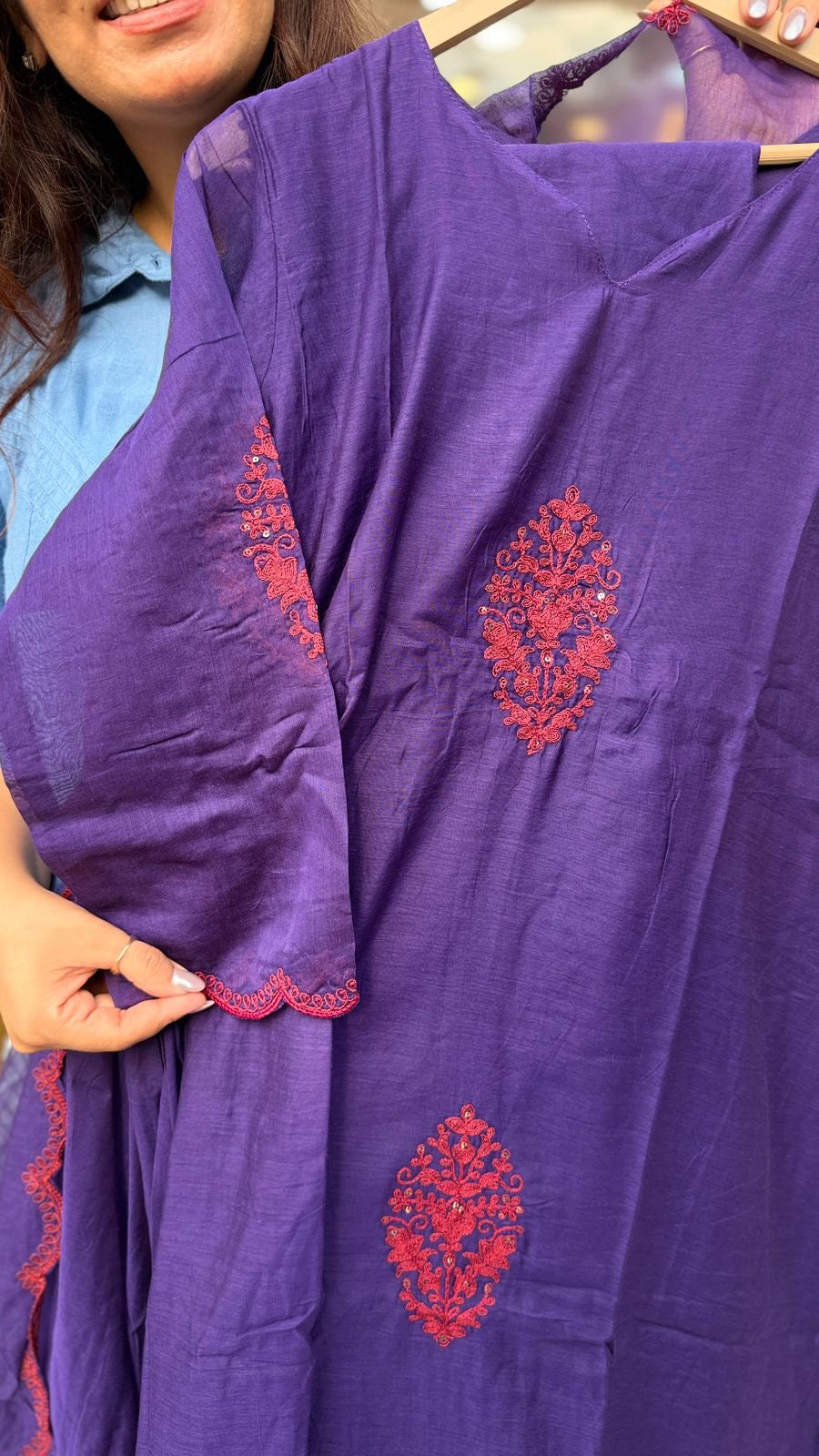 The Colour Correspondence – Mul Chanderi Suit Set