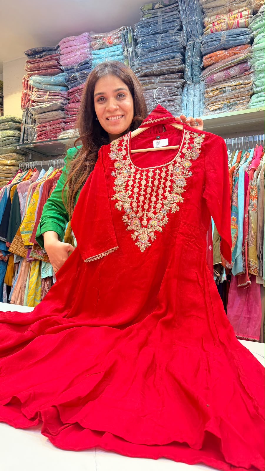 Rouge Royale – Russian Silk Suit Set