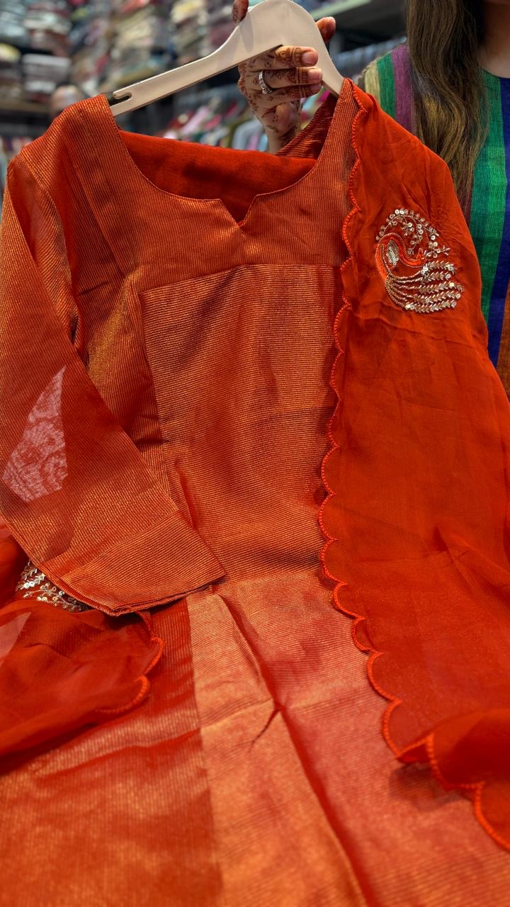 The Lurex Glow Affair – Mul Chanderi Suit Set