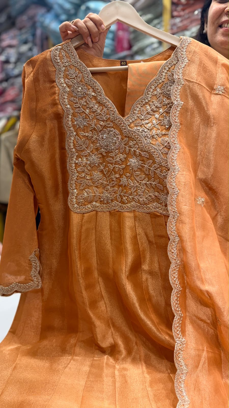 Sunehri Veil Shimmer Suit Set ~ Luxe