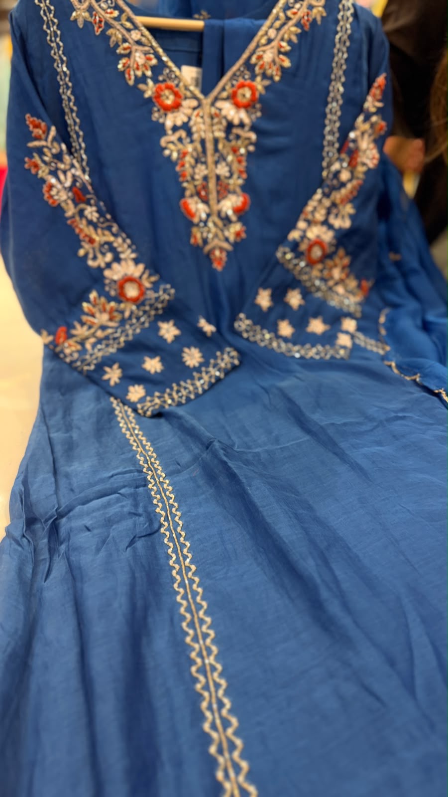 A Tale of Two Blooms – Mul Chanderi Suit Set