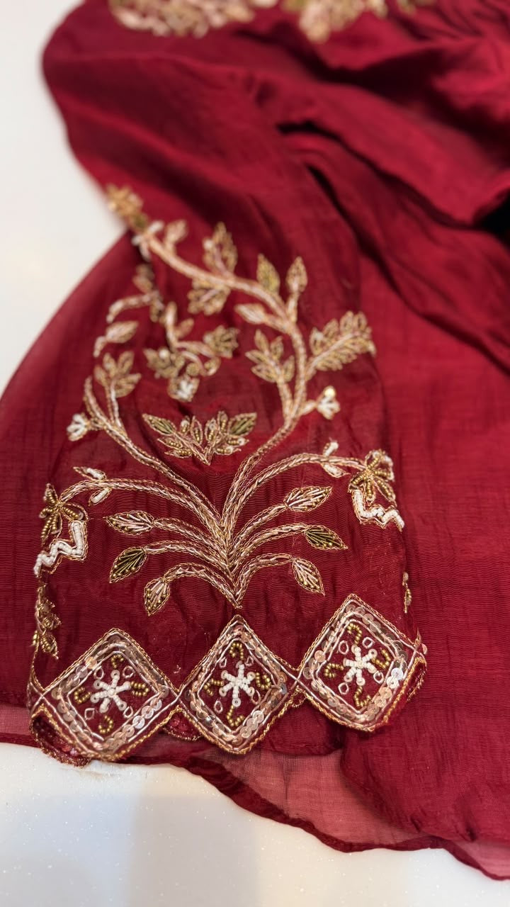 Goldwork in Motion – Mul Chanderi Suit Set