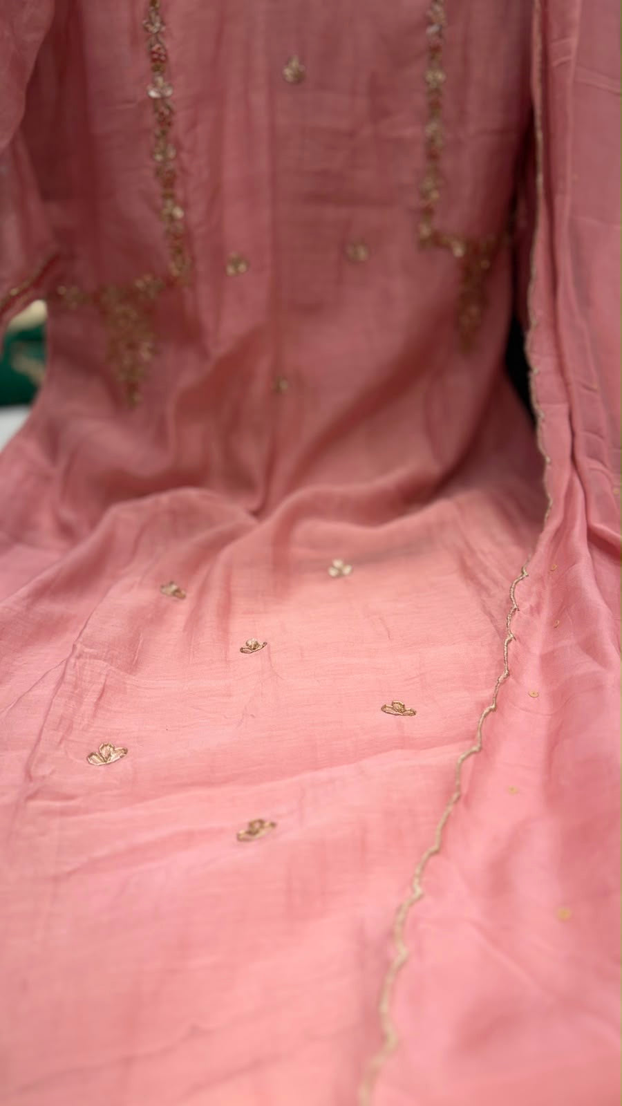 The Three Petal Tale ~ Mul Chanderi Radiance