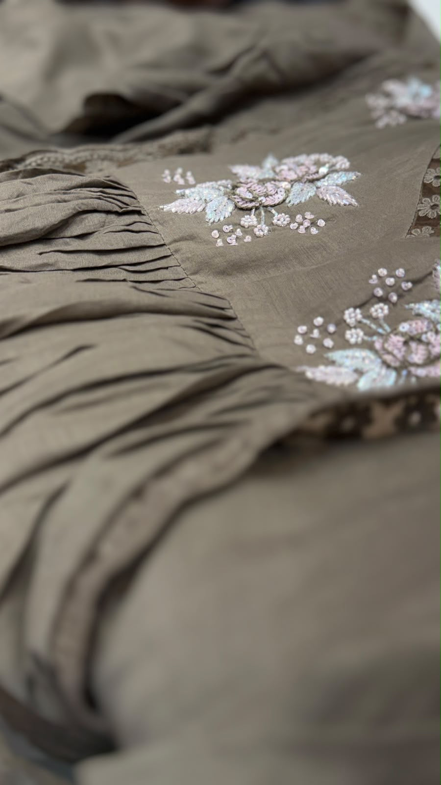 The Quiet Flourish – Mul Chanderi Suit Set