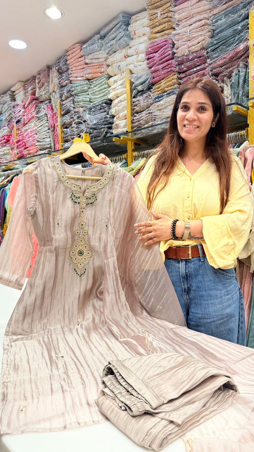 Kundan Radiance Suit Set