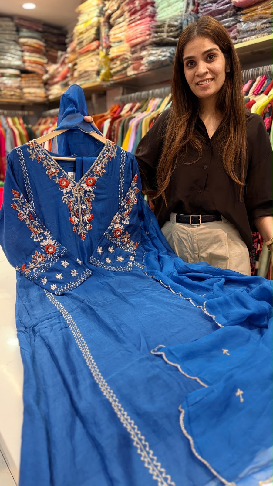 A Tale of Two Blooms – Mul Chanderi Suit Set
