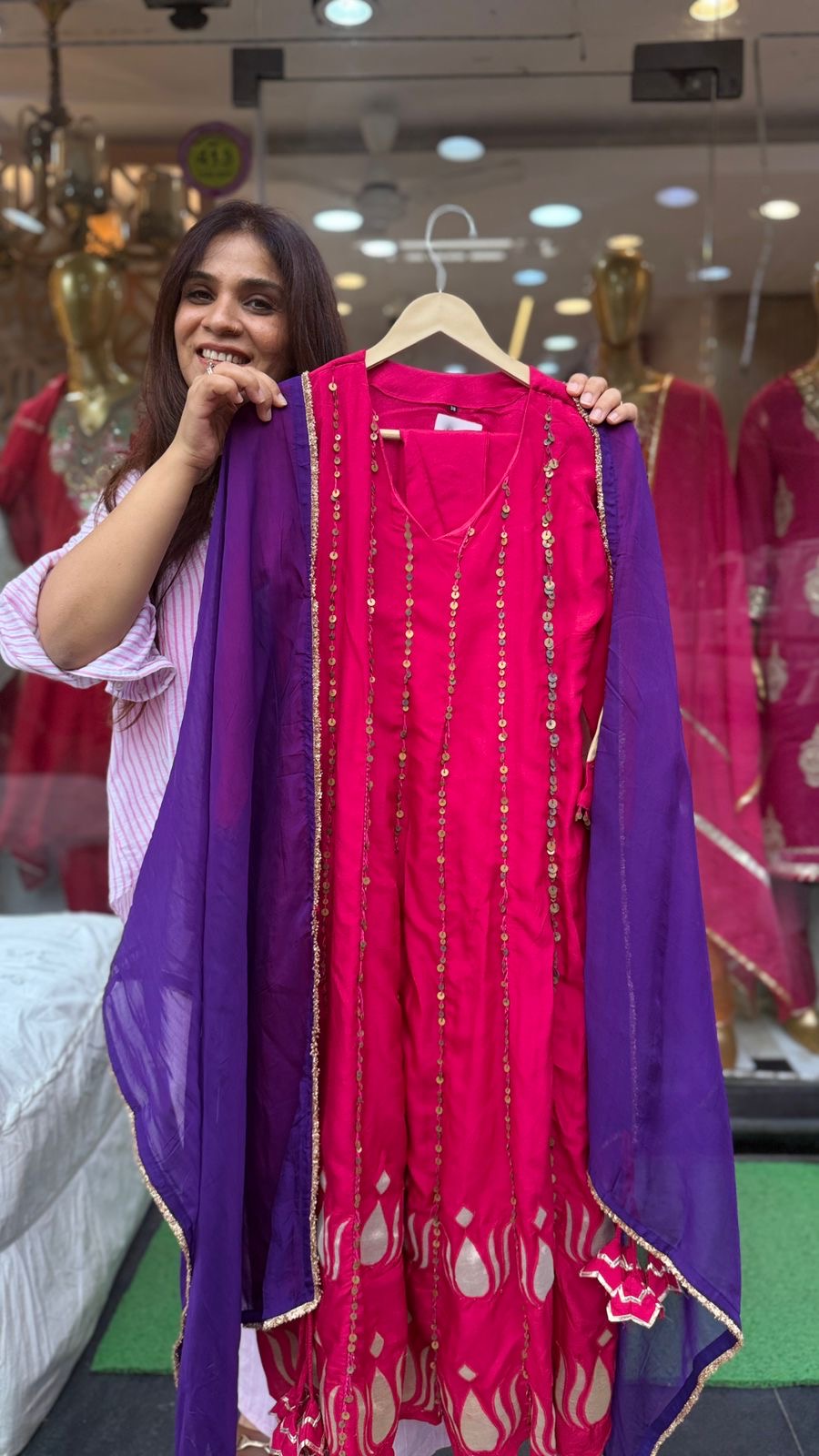 The Maharani Contrast – Luxury In Every Seam
