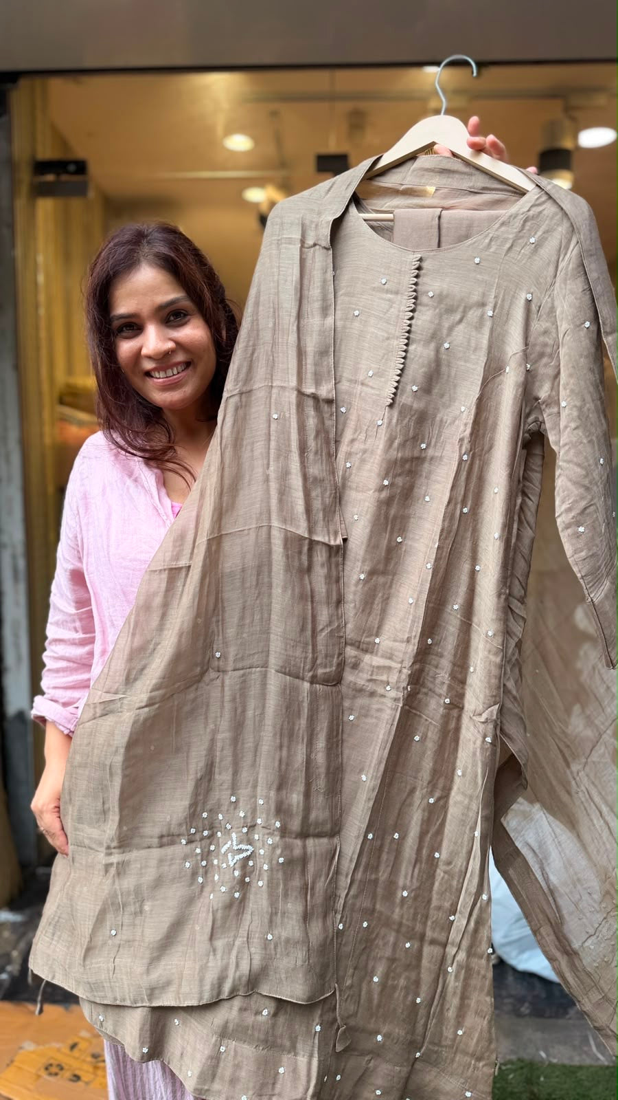 Dew & Drape — A Poem in Mul Chanderi