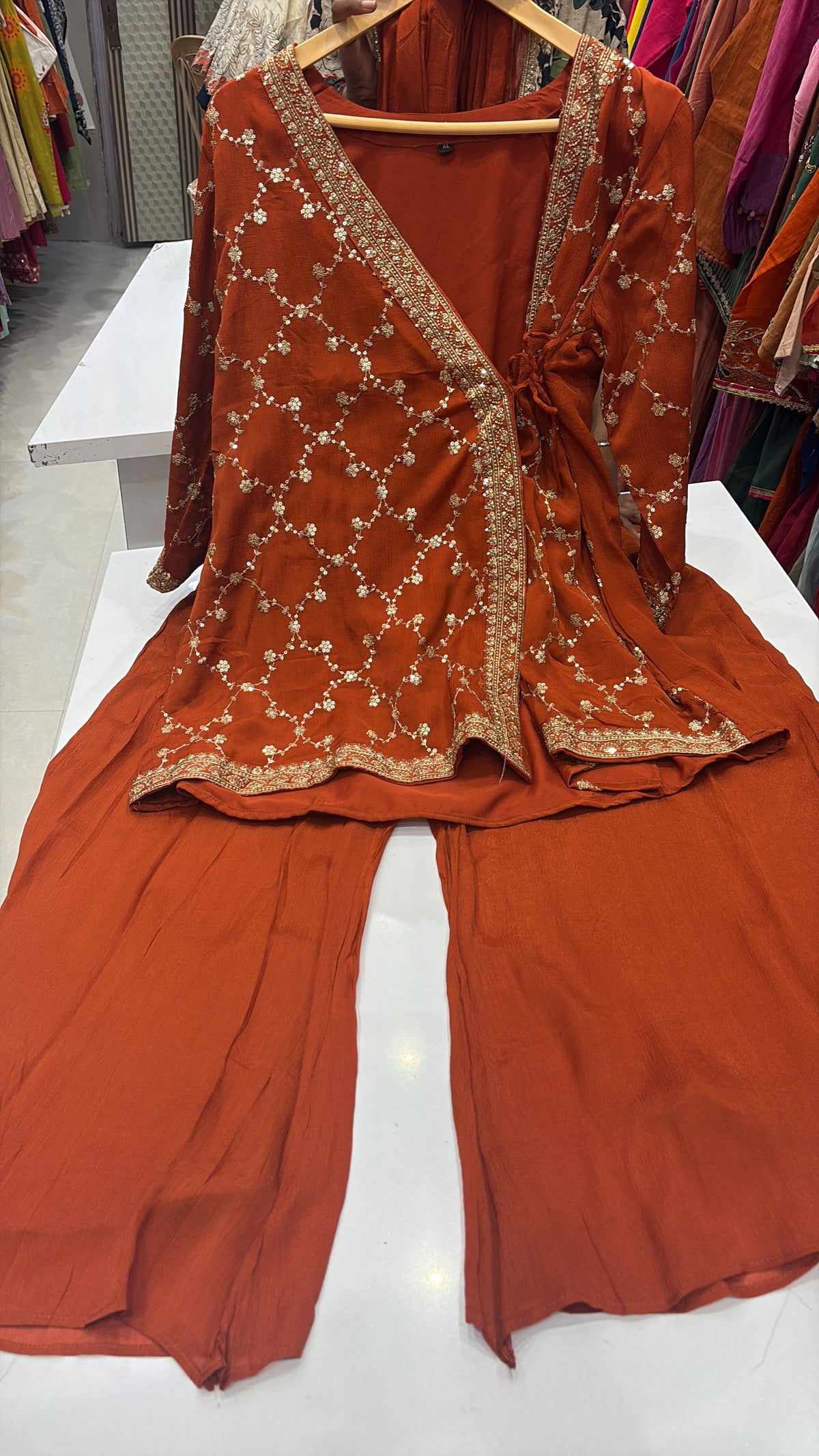 The Rustic Wrap – Mul Chanderi Divider Set