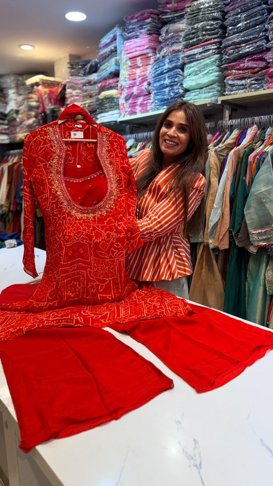 Bandhej in Full Bloom – Festive Divider Set
